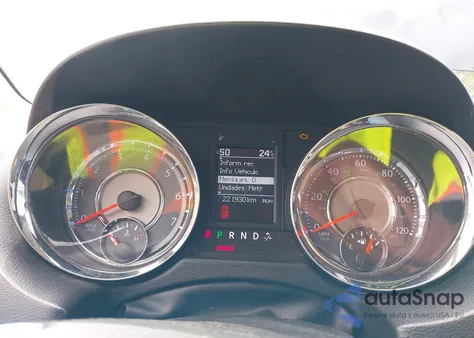 2013 Chrysler Town & Country Touring z USA, uszkodzony, nr VIN 2C4RC1BG4DR564096